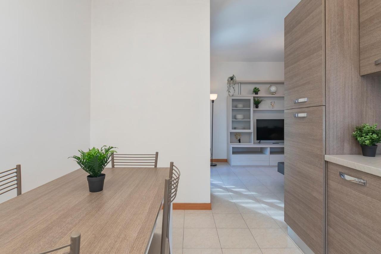 New Apartment With Terrace - Pampuri 7 Milaan Buitenkant foto